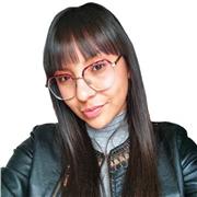 Estudiante de periodismo imparte clases de lenguaje e historia